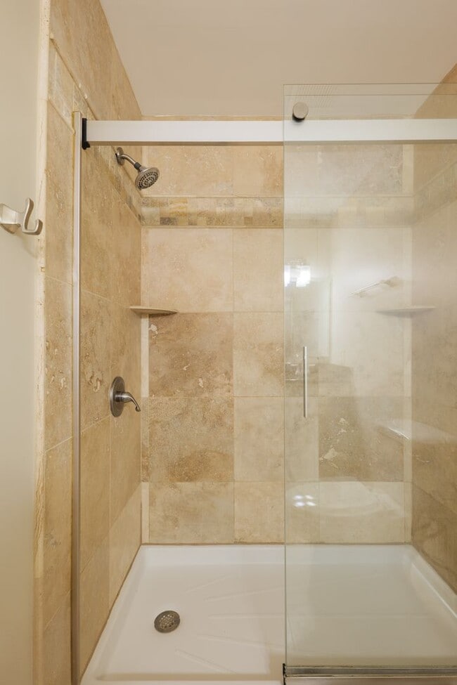 Building Photo - Great home in Wood Valley!