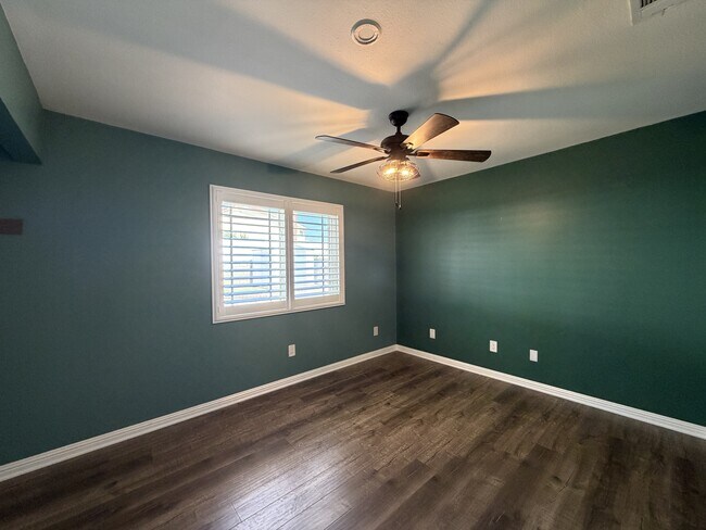 Building Photo - 12461 Vivienda Ave