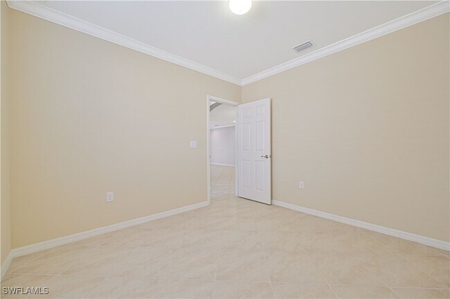Building Photo - 4226 Dutchess Park Rd