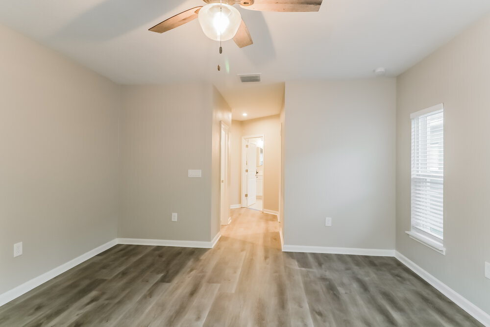 Building Photo - 18588 Hunters Meadow Walk