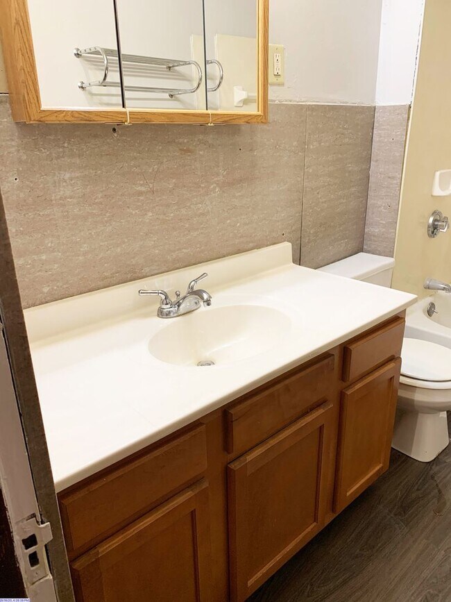 Building Photo - 3241 Jefferson Ave