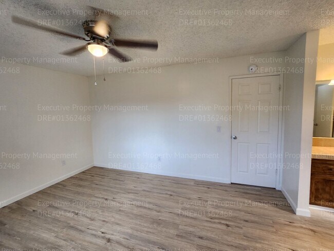 Building Photo - 3 bedroom/ 2 bath house near Pacheco Rd/ A...