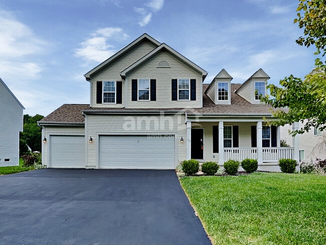 Building Photo - 532 Greenwood Loop