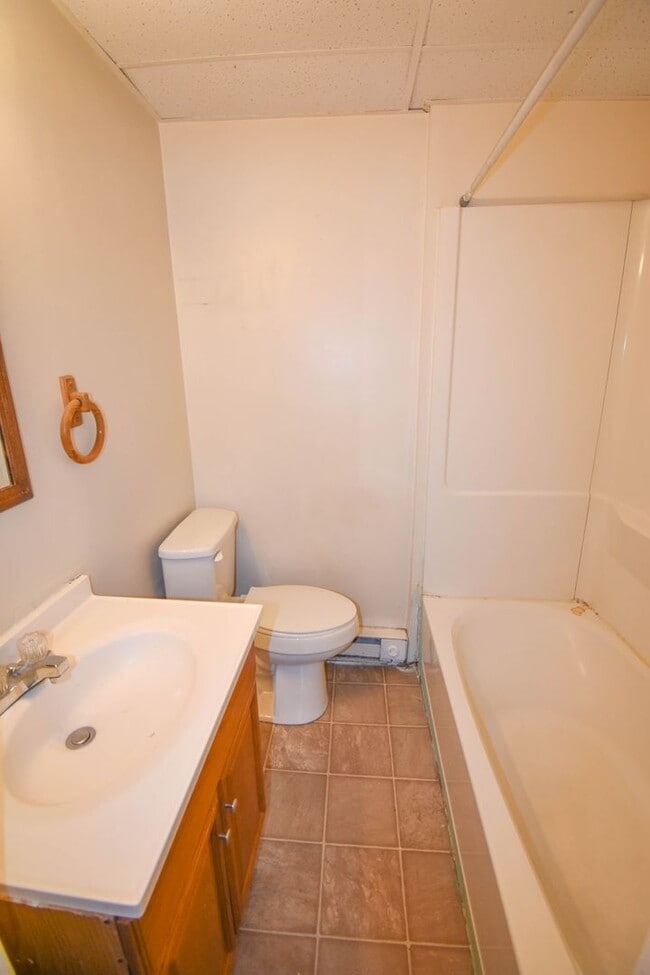 Building Photo - RWIL300