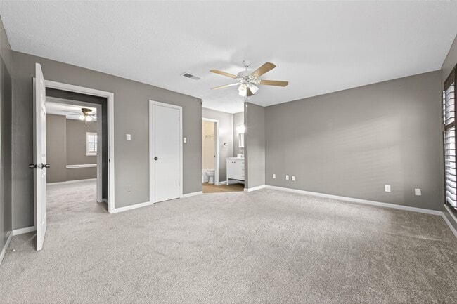 Building Photo - 6700 Richardson Rd