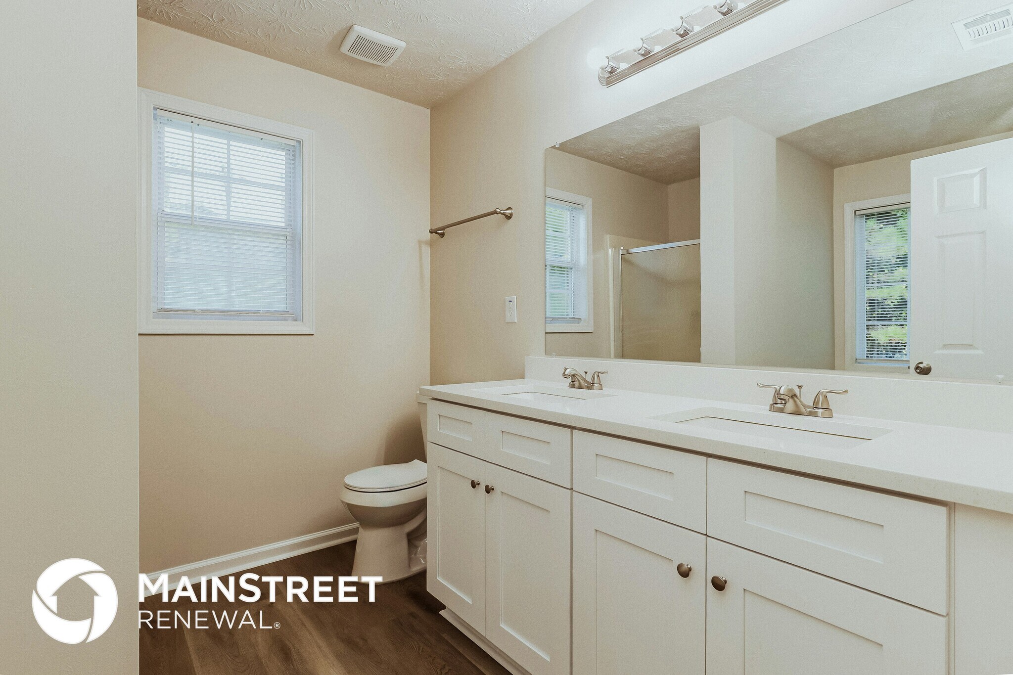 Building Photo - 35 Spring Valley Keep