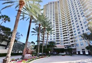 Building Photo - 19501 W Country Club Dr