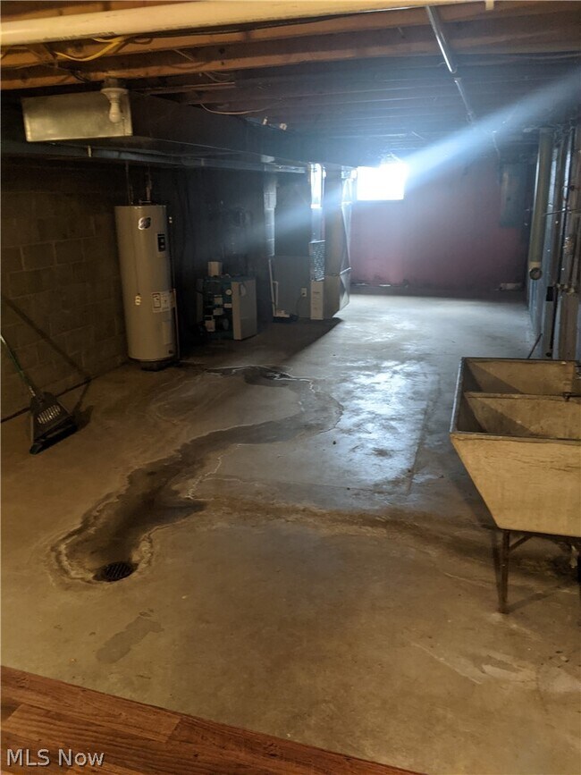 Building Photo - 51392 Breezy Hill Rd