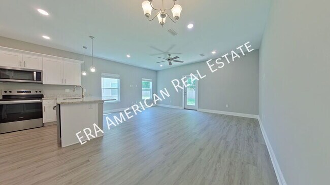 Building Photo - 844 Fairview Dr