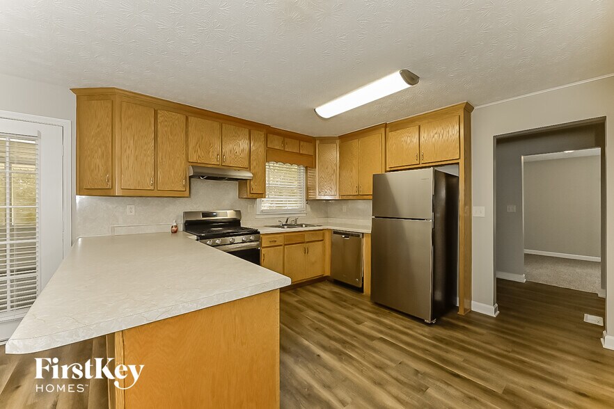 Building Photo - 128 Bryant St