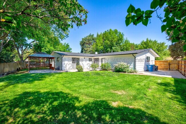 Building Photo - 8605 W Winchester Dr