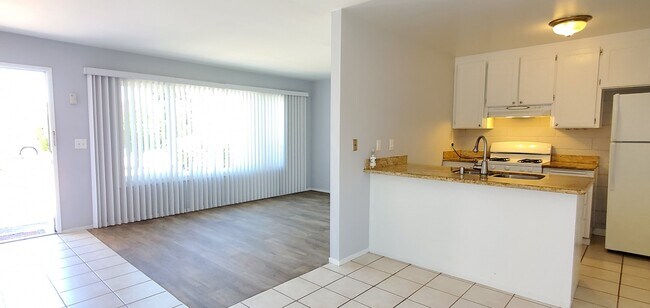 Building Photo - 33225 Lake Champlain Ct