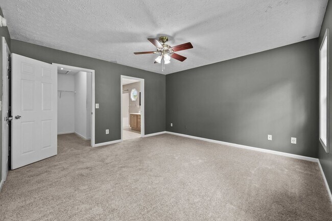 Building Photo - Welcome to Aragona Village!