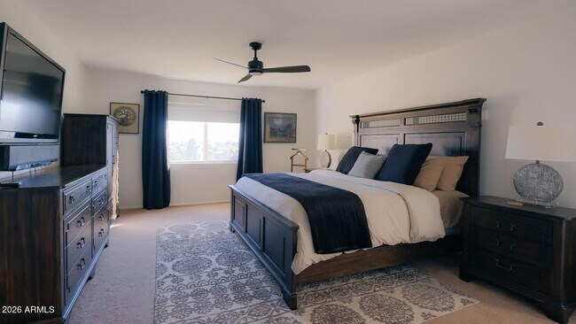 Building Photo - 7940 E Camelback Rd