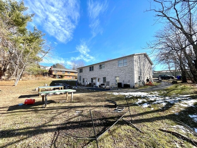 Building Photo - Available for the 2026-2027 lease term.