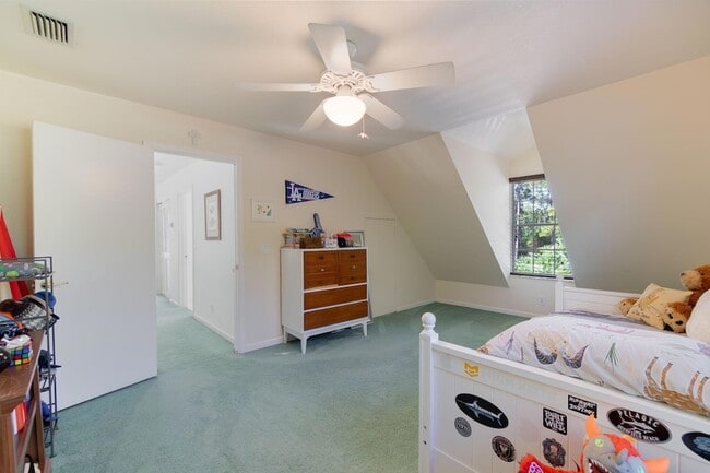 Building Photo - 16144 122nd Dr N