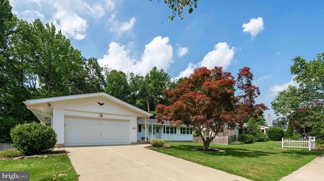 Building Photo - 3335 S Rockfield Dr