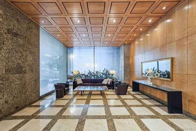 Building Photo - 322 W 57th St