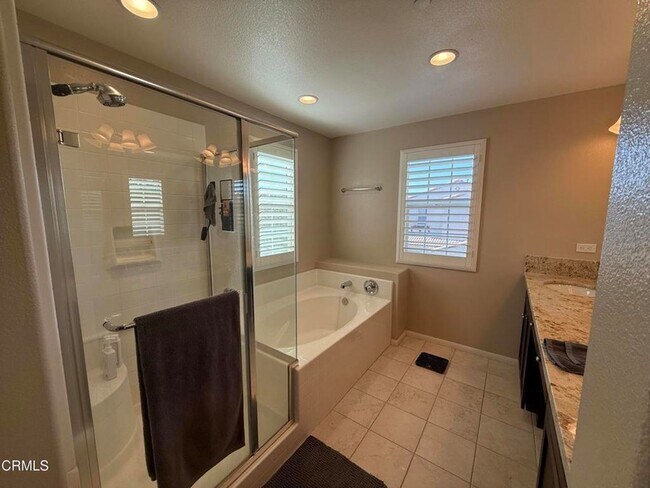 Building Photo - 2967 Palmera Ln