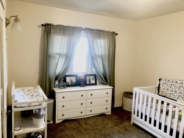 Building Photo - 471 E 300 S