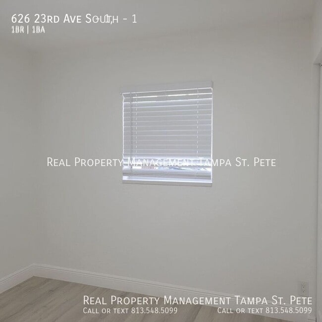 Building Photo - 626 23rd Ave S