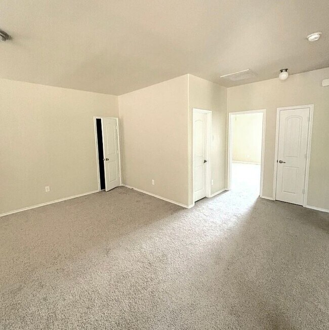Building Photo - 9717 Sand Trap Dr