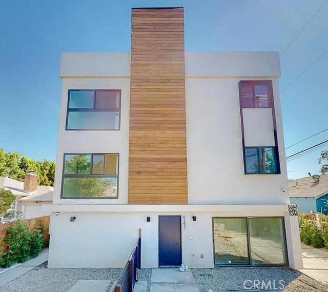 Building Photo - 6344 Camellia Ave