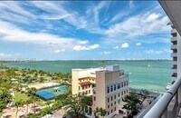 Building Photo - 1717 N Bayshore Dr