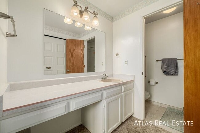 Building Photo - 4620 W 108th Pl