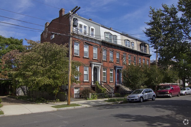 Primary Photo - 29 Eld St