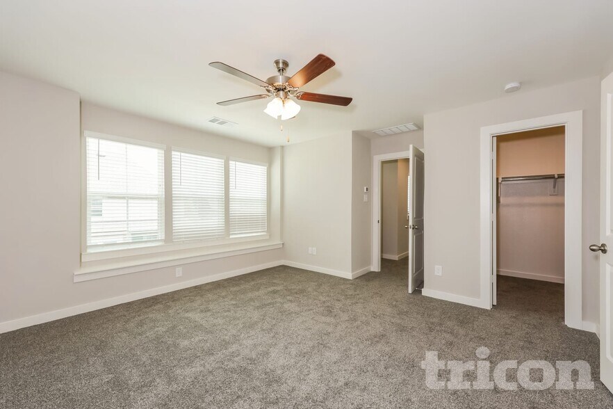Building Photo - 106 Milford Ct