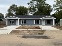 Building Photo - 708 Hoaglin Dr