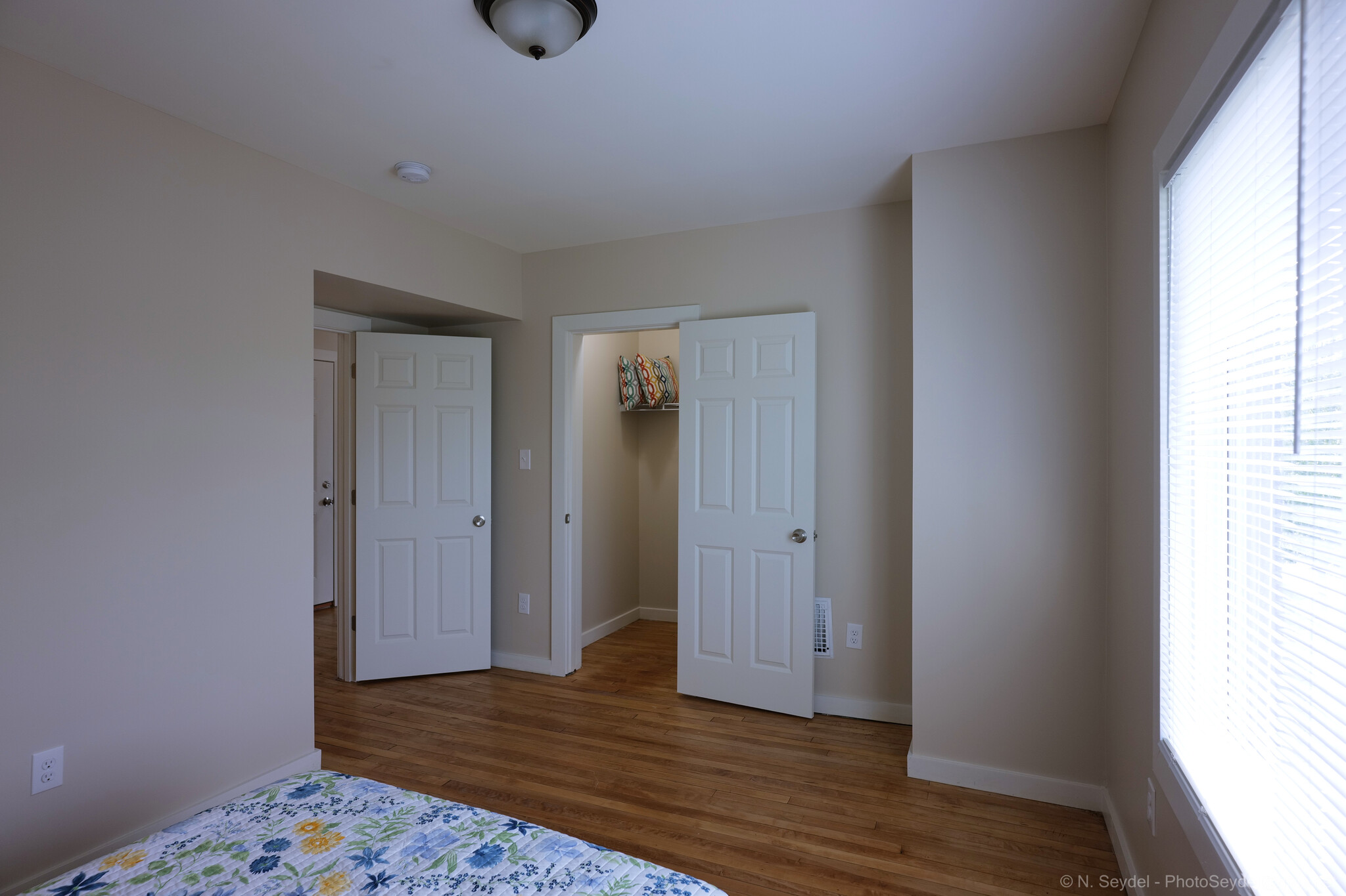 Bedroom - 266 King St