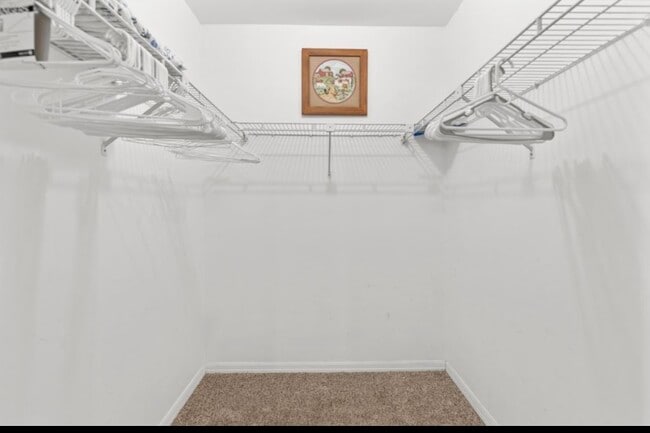 Building Photo - 980 SE Breakwater Ave