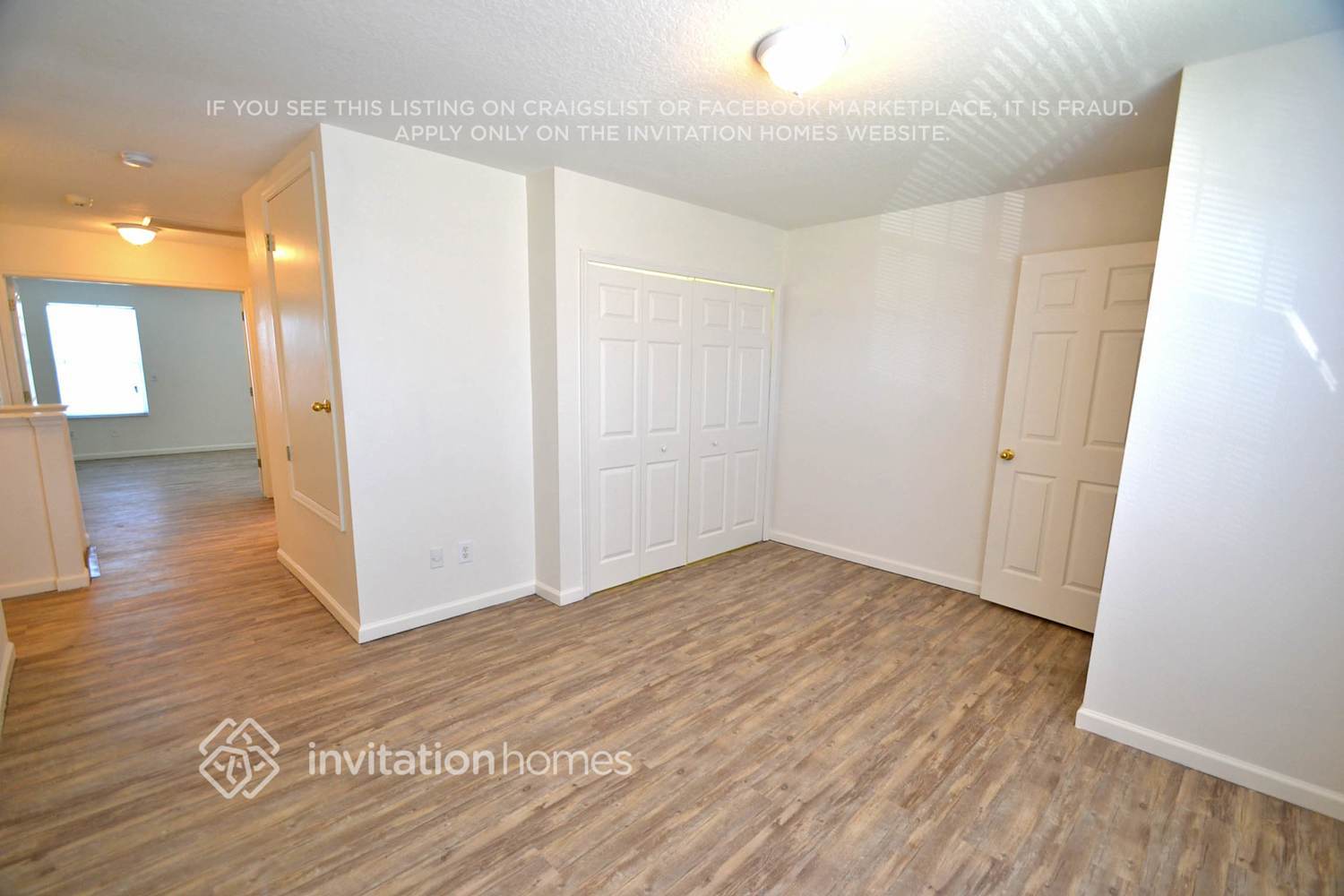 Building Photo - 13682 Hawk Lake Dr