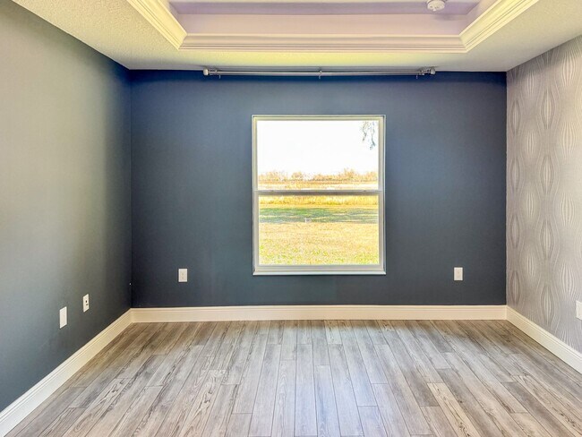 Building Photo - LAKE FRONT BRAND NEW Beautiful 3 bedroom on Lake Toho!