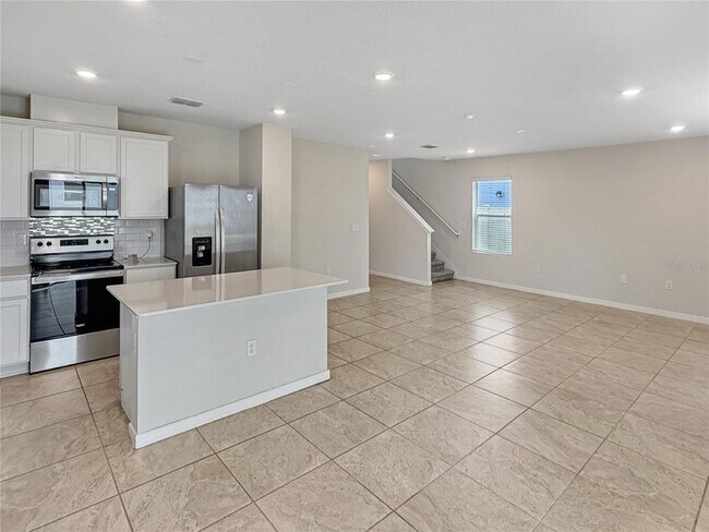 Building Photo - 5012 Blue Hammock Ct