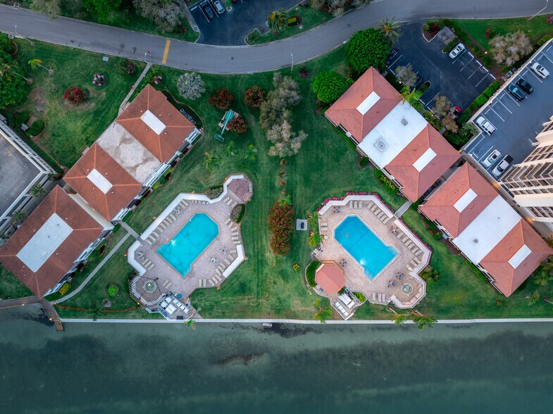 Building Photo - 6287 Bahia del Mar Cir
