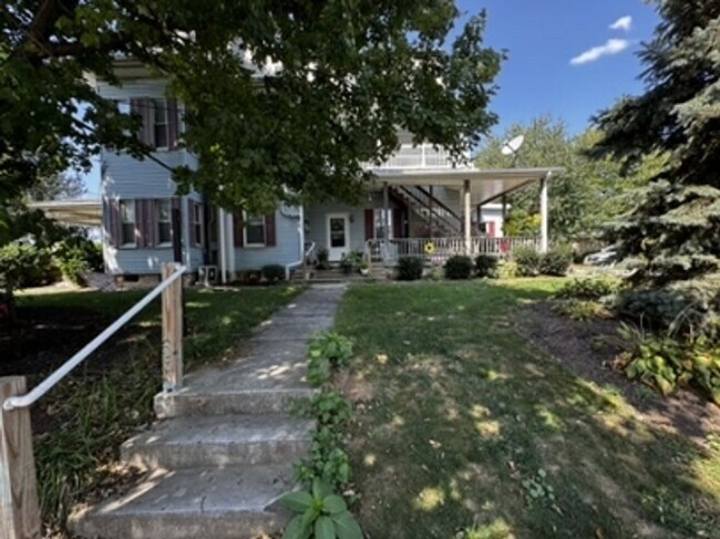 Building Photo - 243 Old Leacock Rd