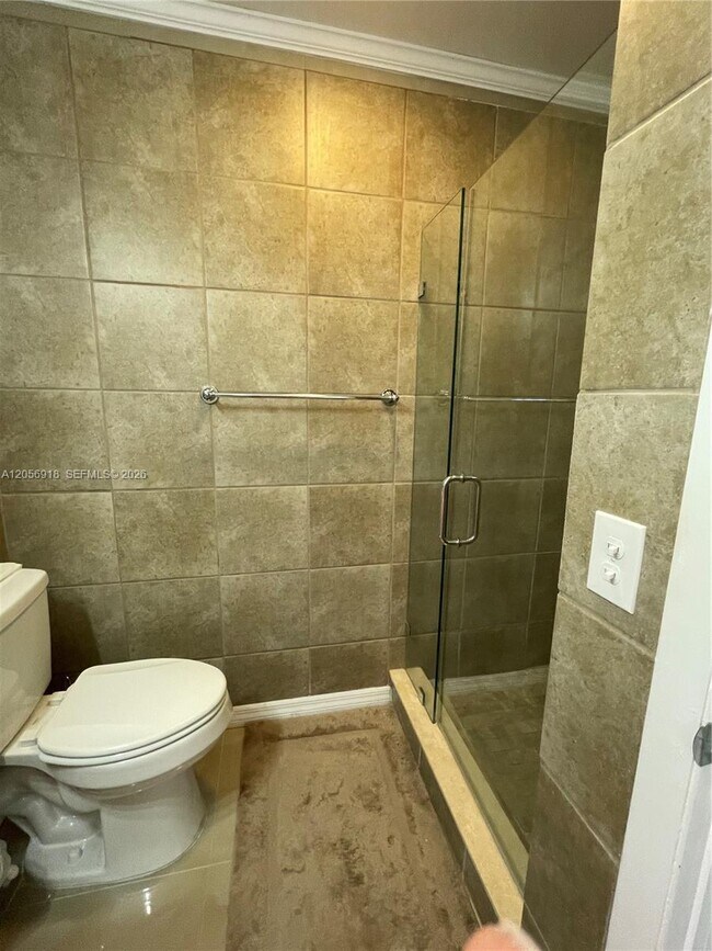 Building Photo - 899 Normandy Trail