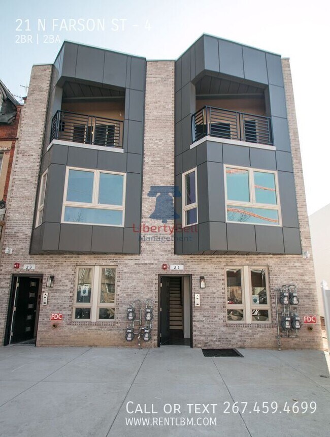 Building Photo - 21 Farson St