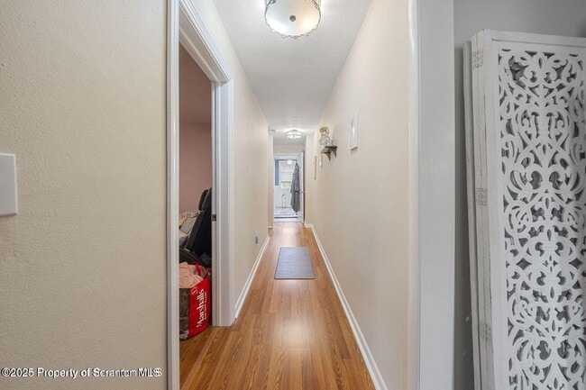 Building Photo - 809 Harrison Ave