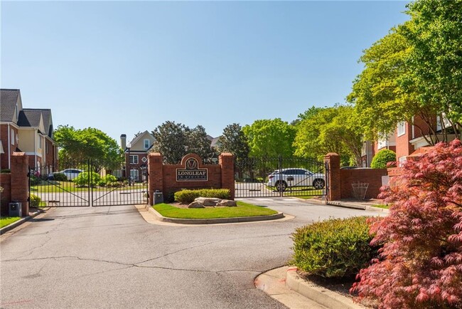 Building Photo - 4735 Longcourt Dr