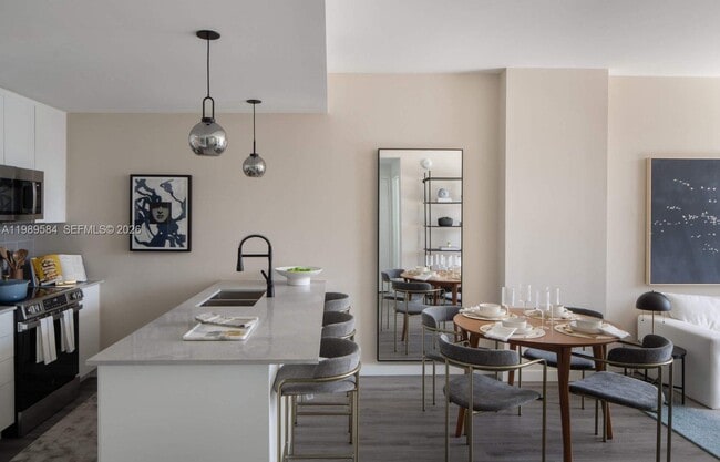 Building Photo - 2200 NW 1st Ave