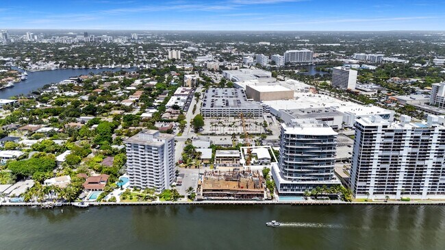 Building Photo - 915 Intracoastal Dr