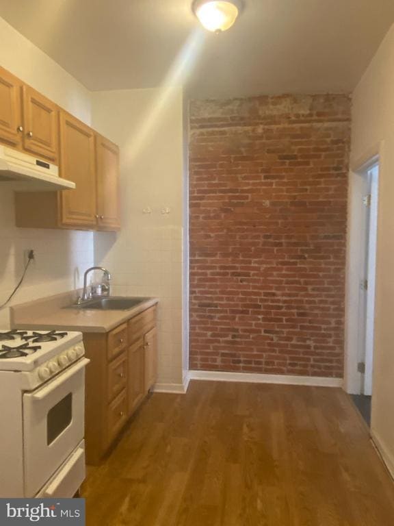 Building Photo - 3711 Lancaster Ave