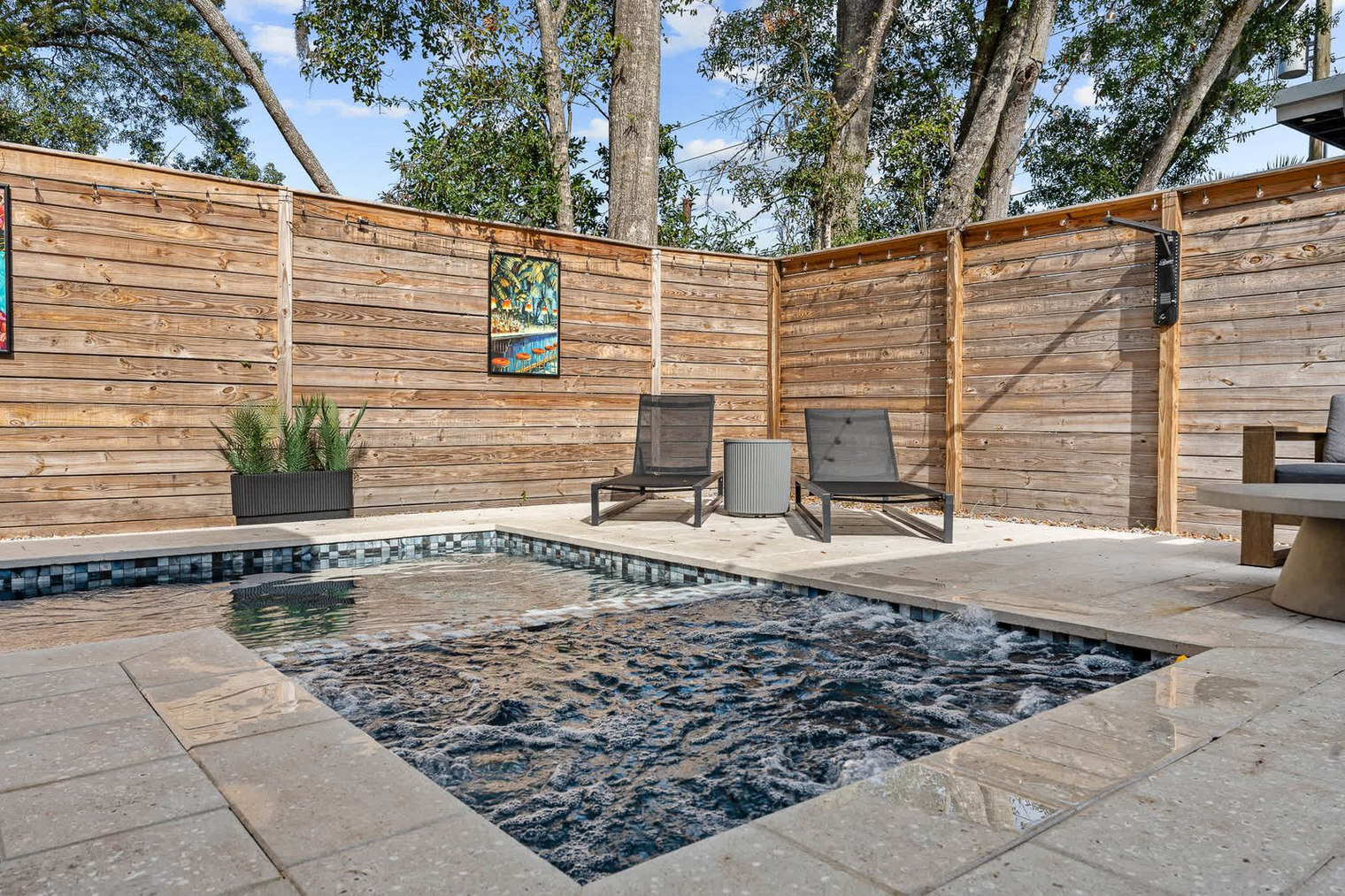 Building Photo - 21 Pearl St