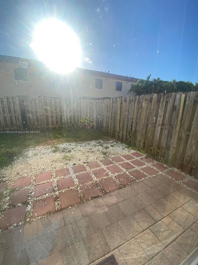 Building Photo - 17460 SW 153rd Ave