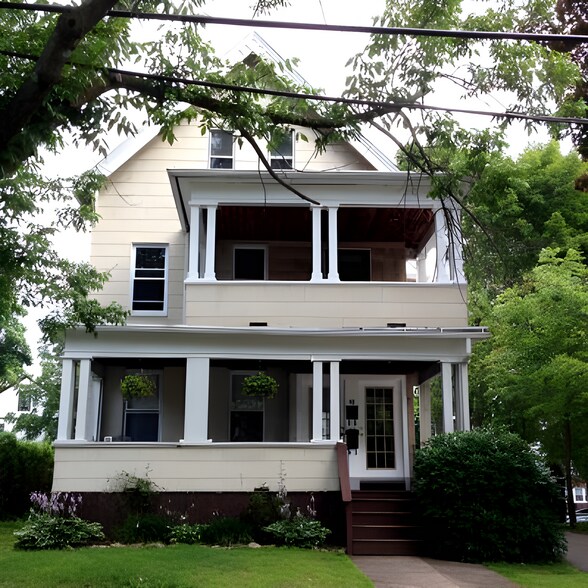 Building Photo - 41 Willard St