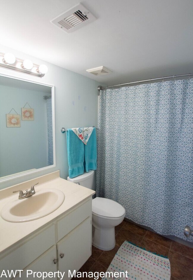 Building Photo - Fully Furnished Long Term Rental
